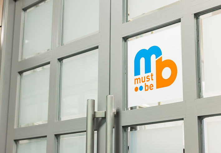 株式会社 must be